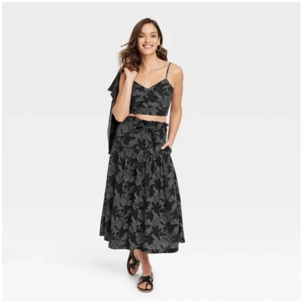 NWT TARGET UNIVERSAL THREAD MATCHING SET MIDI SKIRT AND CROP TOP